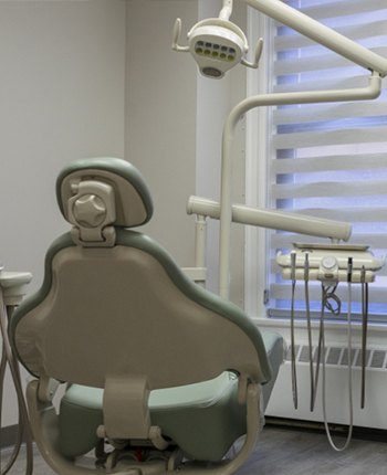 Comfortable dental treatment room in Boston